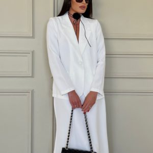 חליפת אמיליה לבן