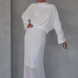 חליפת שיפון לבן