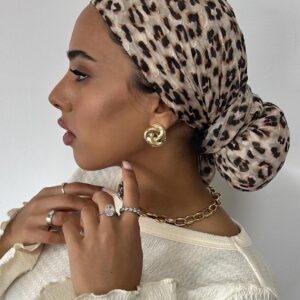 מטפחת מנומר קרם