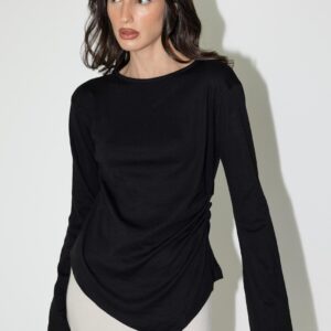 חולצת שפיץ שחור